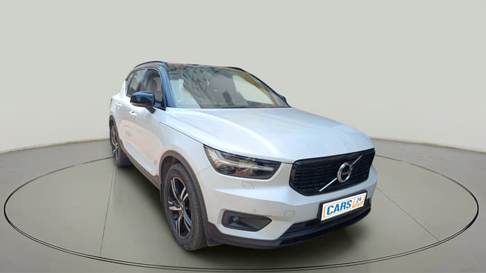2020 Volvo XC 40 T4 R Design, Petrol, Automatic, 63,710 km, exterior