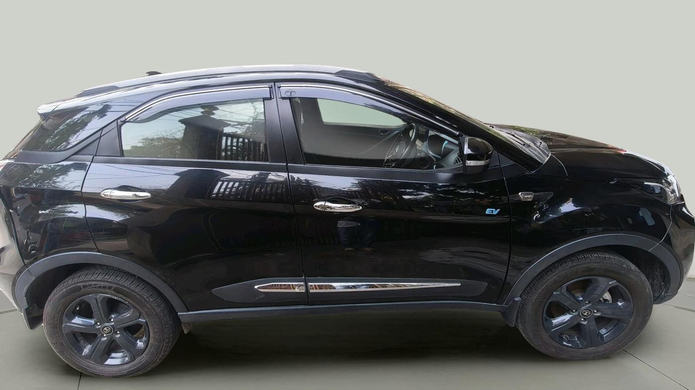 2022 Tata NEXON EV XZ PLUS DARK EDITION, Electric, Automatic, 13,922 km, exterior