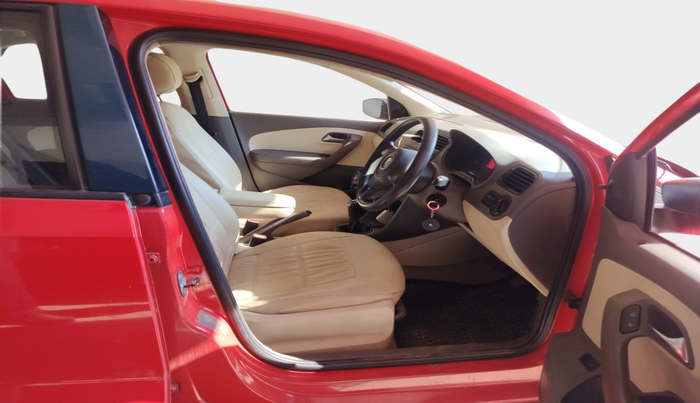 2011 Volkswagen Vento COMFORTLINE 1.6, Petrol, Manual, 78,061 km, interior