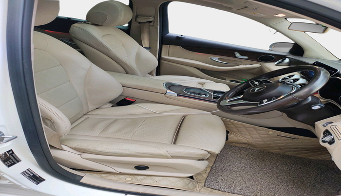 2020 Mercedes Benz GLC CLASS 220d 4MATIC , Diesel, Automatic, 1,06,093 km, interior