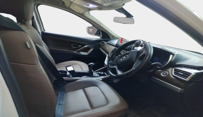 2019 Tata Harrier XZ 2.0L, Diesel, Manual, 38,557 km, interior