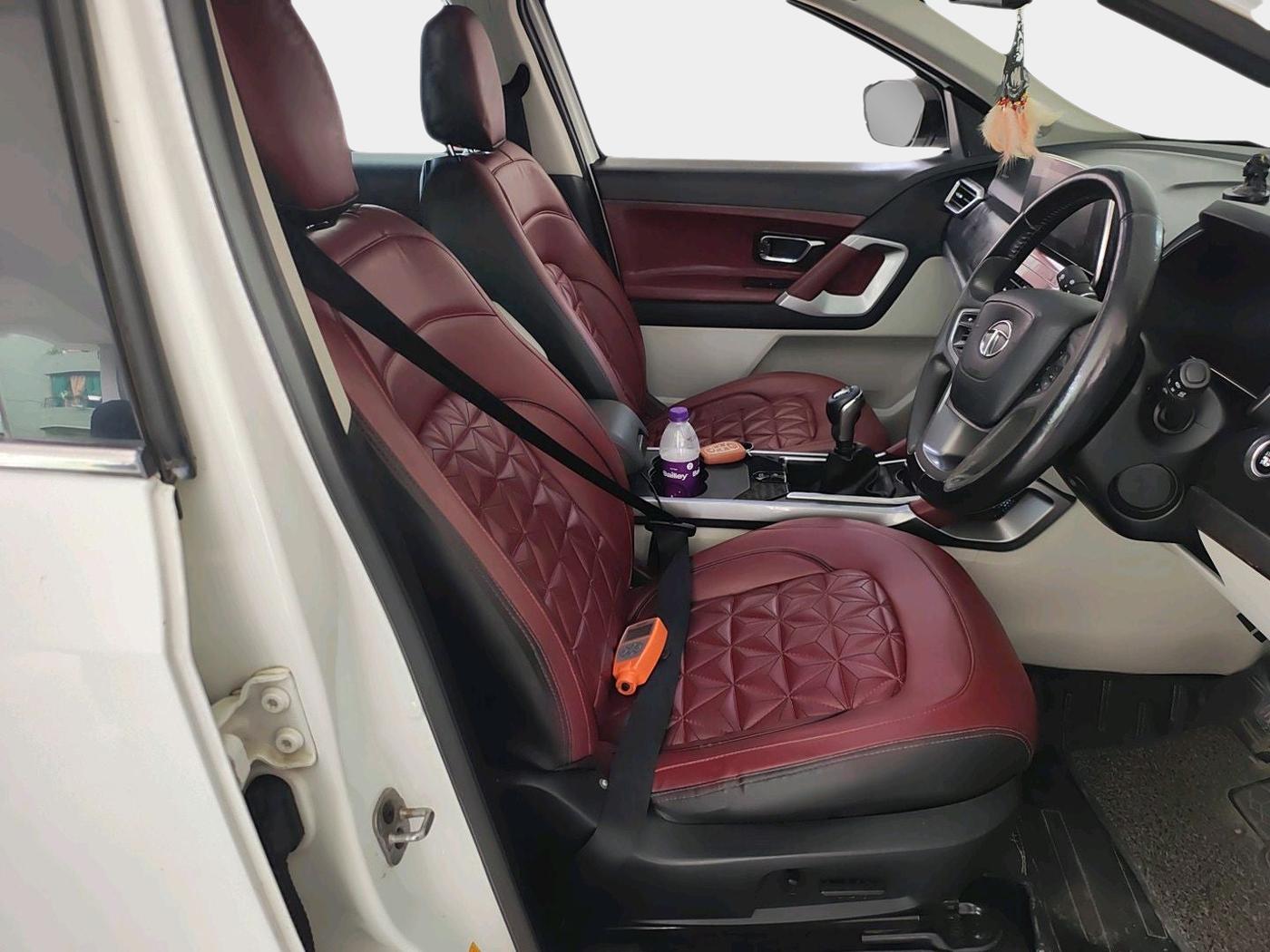 2021 Tata Safari XZ PLUS, Diesel, Manual, 1,04,664 km, interior