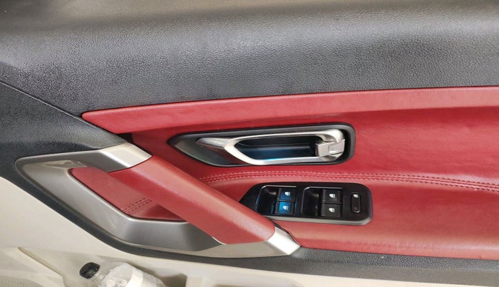 2021 Tata Safari XZ PLUS, Diesel, Manual, 1,03,364 km, interior