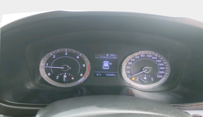 2020 Hyundai VENUE SX(O) 1.4 CRDI, Diesel, Manual, 1,32,305 km, interior