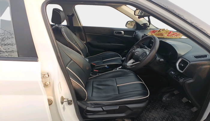 2020 Hyundai VENUE SX(O) 1.4 CRDI, Diesel, Manual, 1,32,305 km, interior