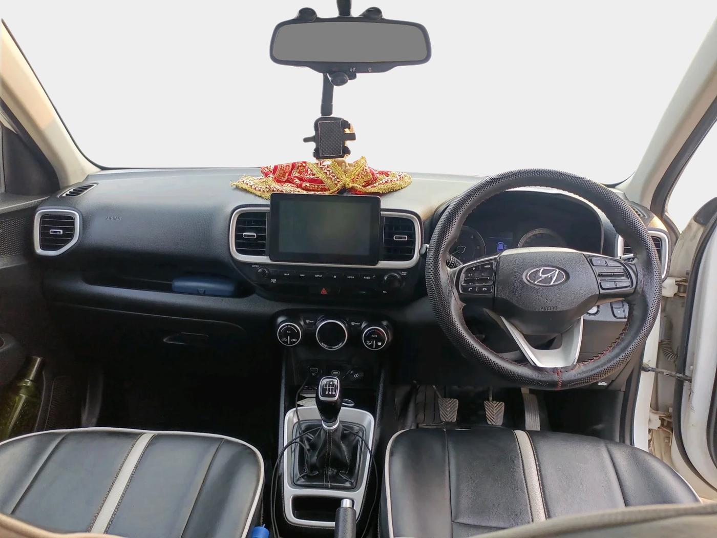 2020 Hyundai VENUE SX(O) 1.4 CRDI, Diesel, Manual, 1,32,305 km, interior