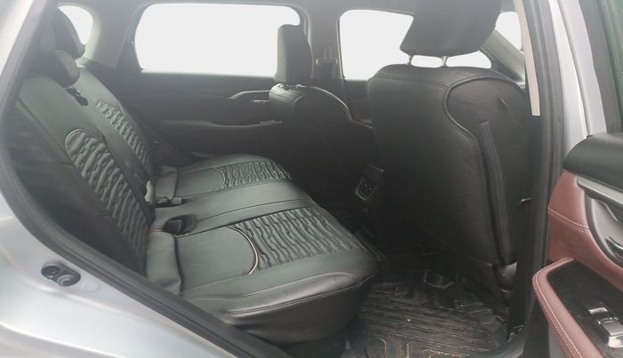 2025 Maruti Grand Vitara ZETA SMART HYBRID, Petrol, Manual, 1,214 km, interior