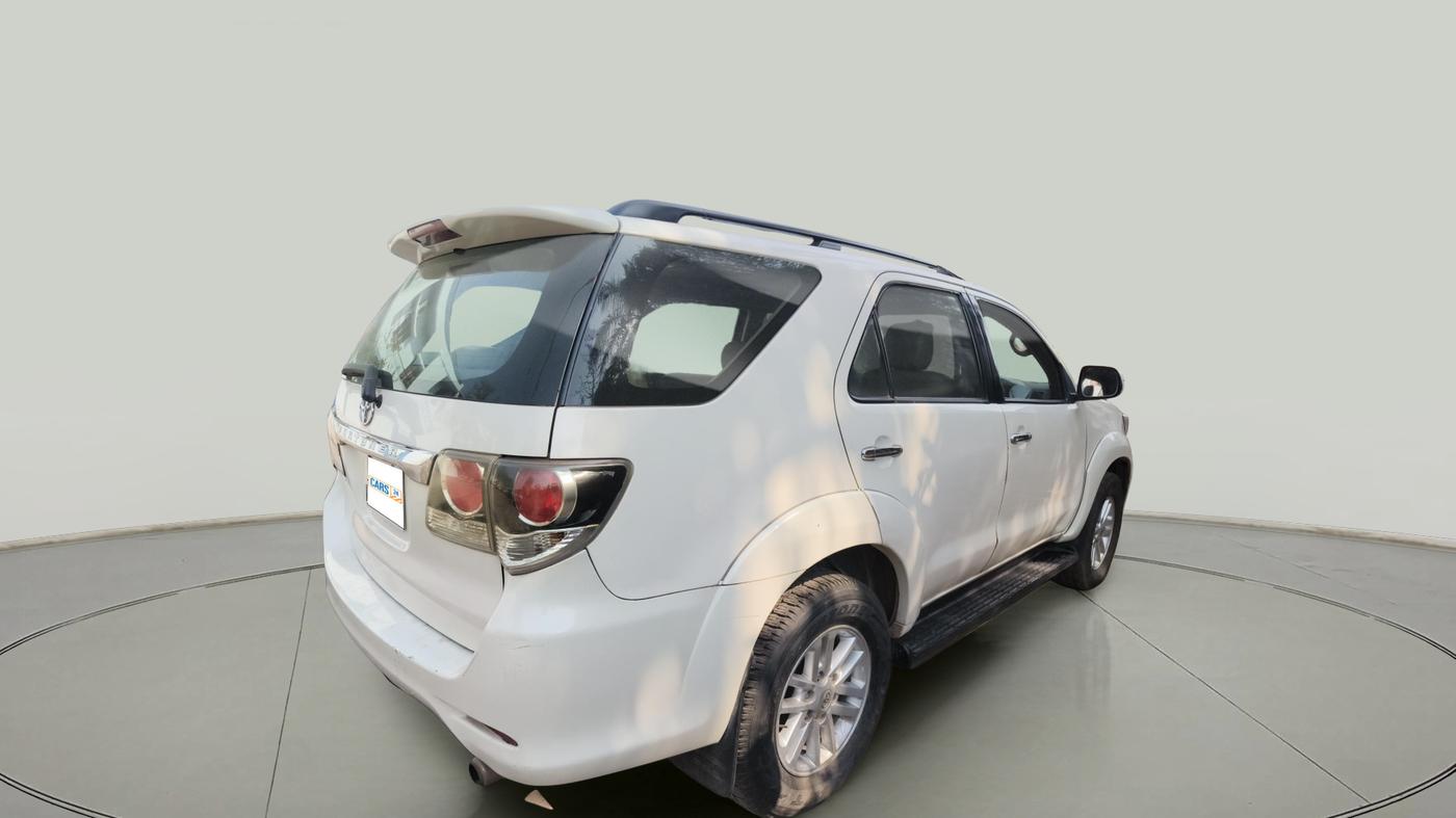 2013 Toyota Fortuner 3.0 4X2 AT, Diesel, Automatic, 1,41,284 km, exterior