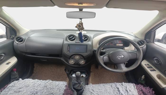 2016 Nissan Micra Active XV, Petrol, Manual, 1,40,000 km, interior