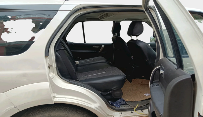 2016 Tata Safari Storme 2.2 EX 4X2, Diesel, Manual, 25,534 km, interior