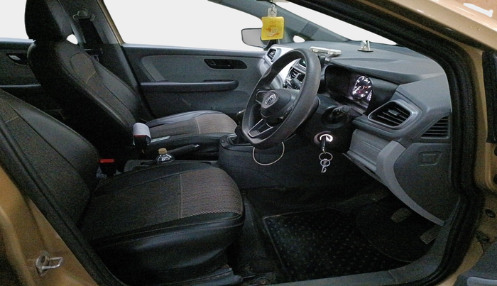 2020 Tata ALTROZ XE PETROL, Petrol, Manual, 22,717 km, interior
