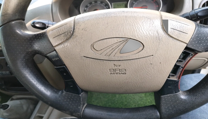 2011 Mahindra Scorpio VLX 2WD BS-III, Diesel, Manual, 1,08,308 km, interior