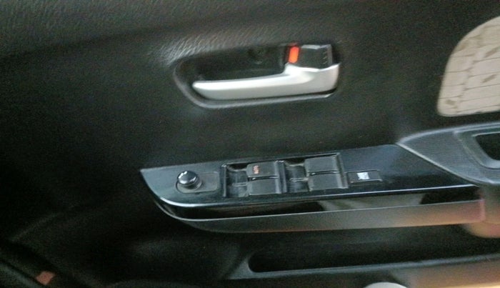 2018 Maruti Wagon R 1.0 VXI+, Petrol, Manual, 15,039 km, interior