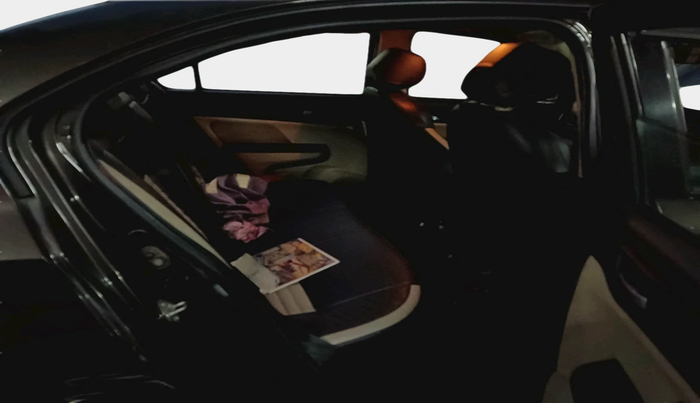 2019 Honda Amaze 1.5L I-DTEC V, Diesel, Manual, 1,56,413 km, interior