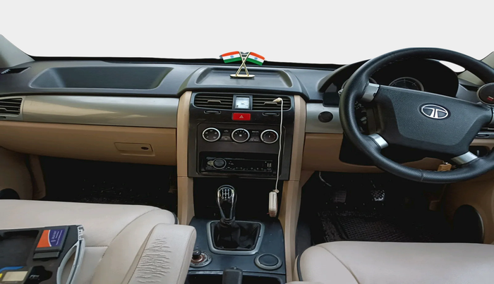 2012 Tata Safari Storme 2.2 EX 4X2, Diesel, Manual, 1,30,981 km, interior