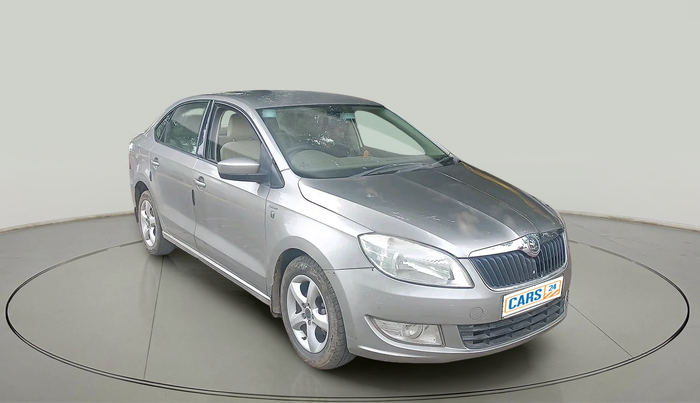 2013 Skoda Rapid AMBITION 1.6 MPI MT, Petrol, Manual, 85,780 km, exterior