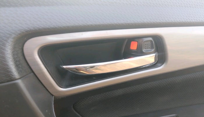 2019 Maruti Vitara Brezza ZDI PLUS AMT, Diesel, Automatic, 1,00,457 km, interior