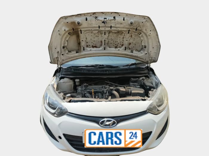 2013 Hyundai i20 SPORTZ 1.2, Petrol, Manual, 84,972 km, exterior