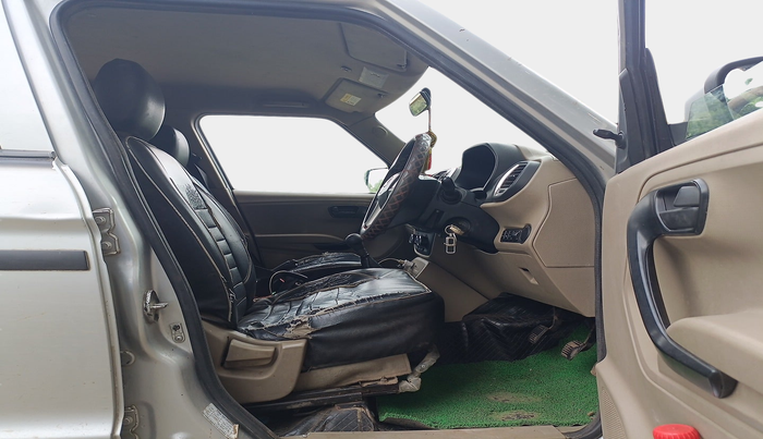 2021 Mahindra BOLERO NEO N 8, Diesel, Manual, 1,70,071 km, interior