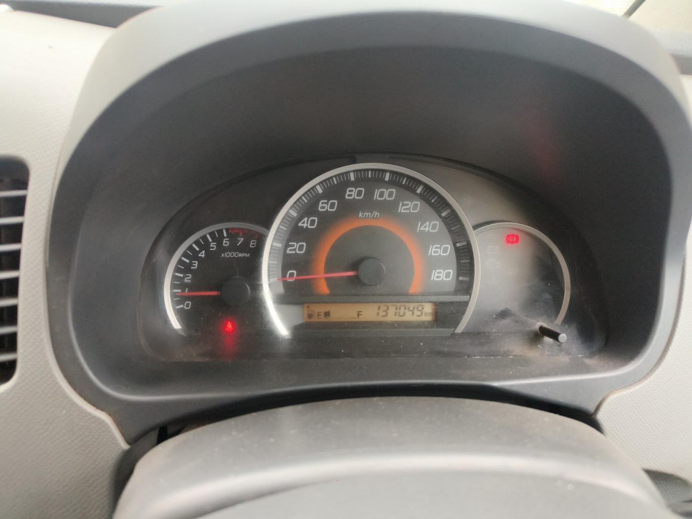 2011 Maruti Wagon R 1.0 VXI, Petrol, Manual, 1,37,049 km, interior