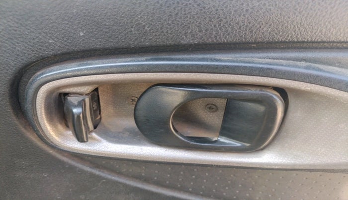 2016 Tata Indigo ECS LS TDI, Diesel, Manual, 1,68,339 km, interior