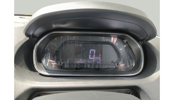 2024 Tata Tiago XT PETROL, Petrol, Manual, 24,298 km, interior
