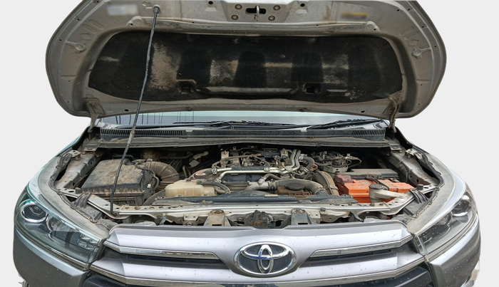 2017 Toyota Innova Crysta 2.4 VX 7 STR, Diesel, Manual, 1,75,000 km, exterior