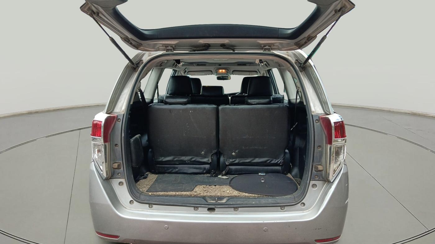 2017 Toyota Innova Crysta 2.4 VX 7 STR, Diesel, Manual, 1,75,000 km, exterior