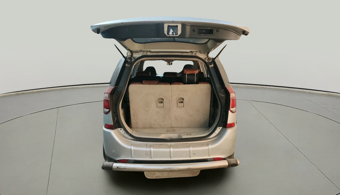 2015 Mahindra XUV500 W6, Diesel, Manual, 63,140 km, exterior