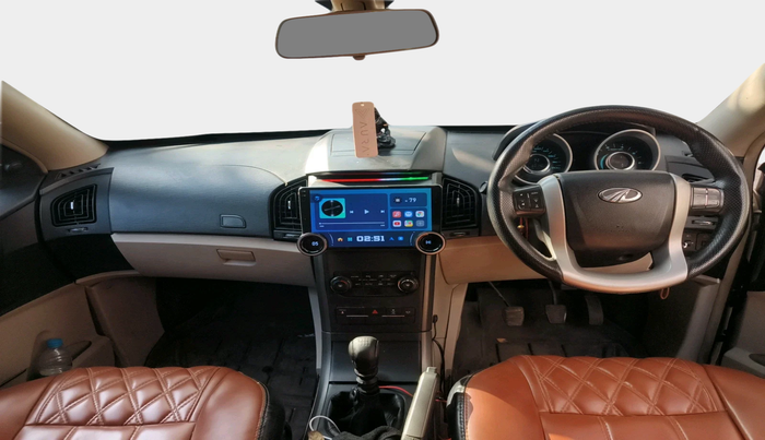 2015 Mahindra XUV500 W6, Diesel, Manual, 63,140 km, interior