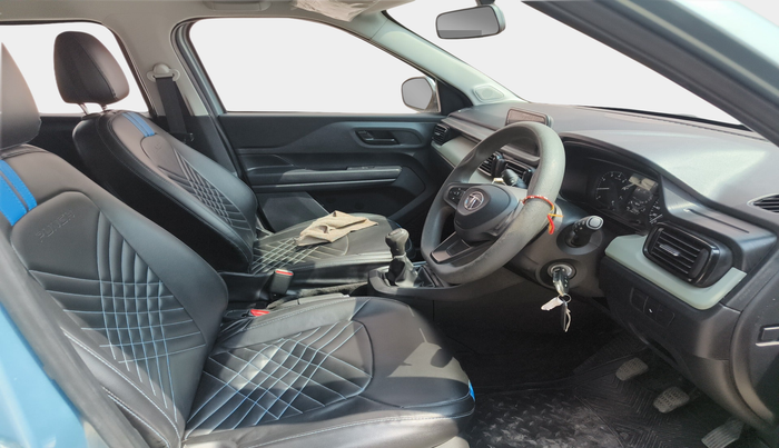 2022 Tata PUNCH ADVENTURE MT, Petrol, Manual, 23,571 km, interior