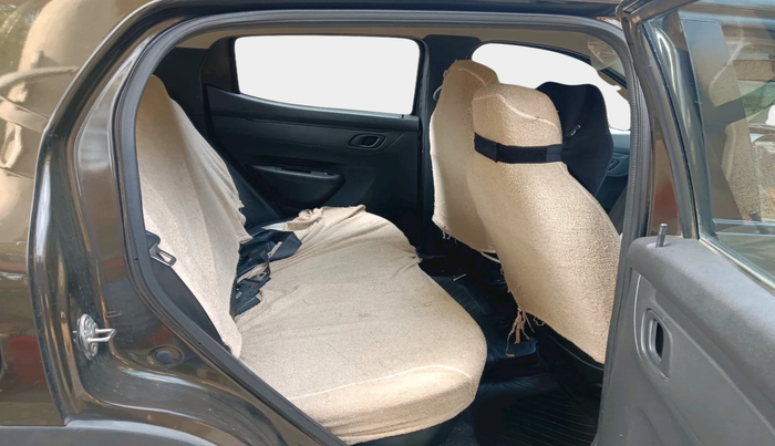 2021 Renault Kwid RXT 1.0 AMT (O), Petrol, Automatic, 21,111 km, interior