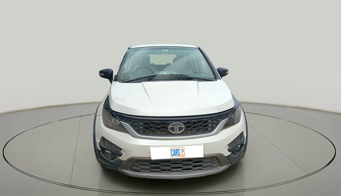 2017 Tata Hexa XE 4X2 7 STR, Diesel, Manual, 2,53,830 km, exterior