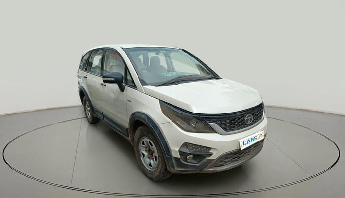 2017 Tata Hexa XE 4X2 7 STR, Diesel, Manual, 2,53,830 km, exterior