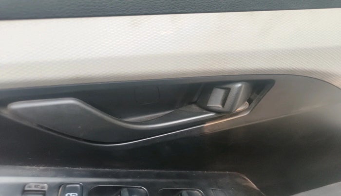 2020 Hyundai Creta E 1.5 PETROL, Petrol, Manual, 60,405 km, interior