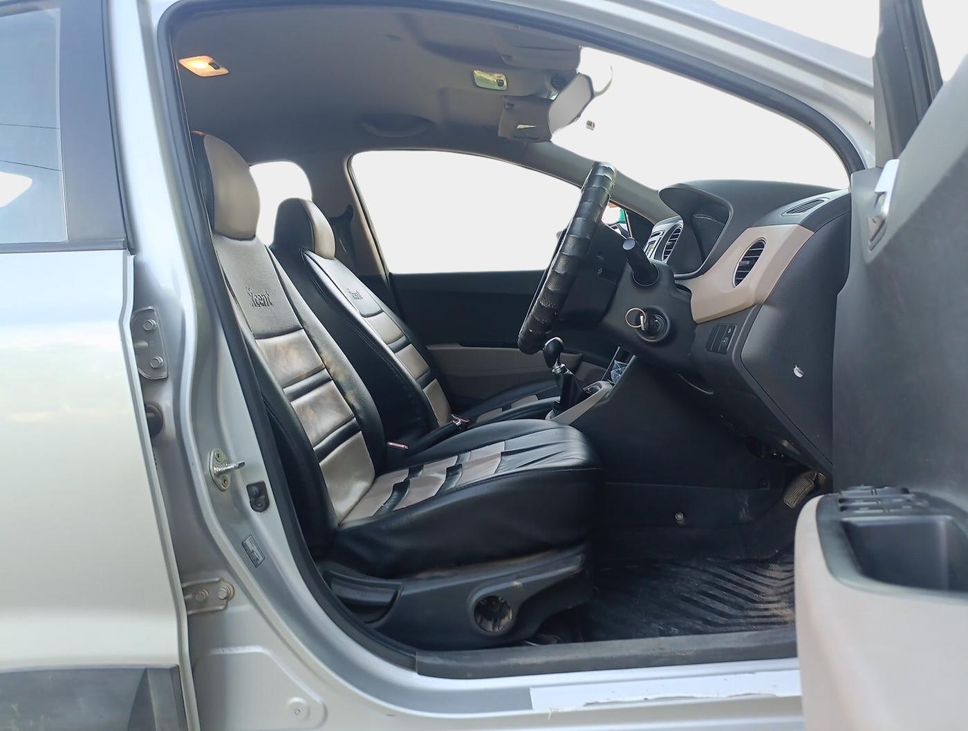 2016 Hyundai Xcent S 1.2, Petrol, Manual, 34,244 km, interior