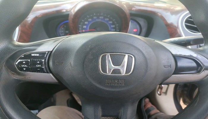 2014 Honda Mobilio 1.5L I-DTEC RS, Diesel, Manual, 1,59,641 km, interior