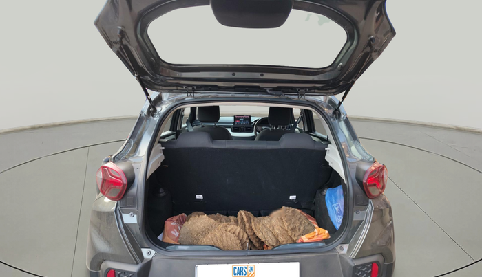 2024 Tata PUNCH PURE MT, Petrol, Manual, 8,054 km, exterior