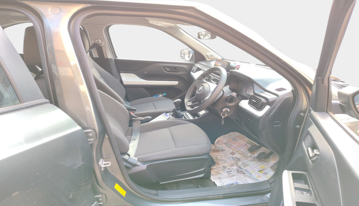 2024 Tata PUNCH PURE MT, Petrol, Manual, 8,054 km, interior