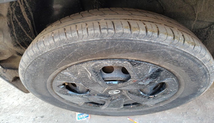 2024 Tata PUNCH PURE MT, Petrol, Manual, 8,054 km, tyre