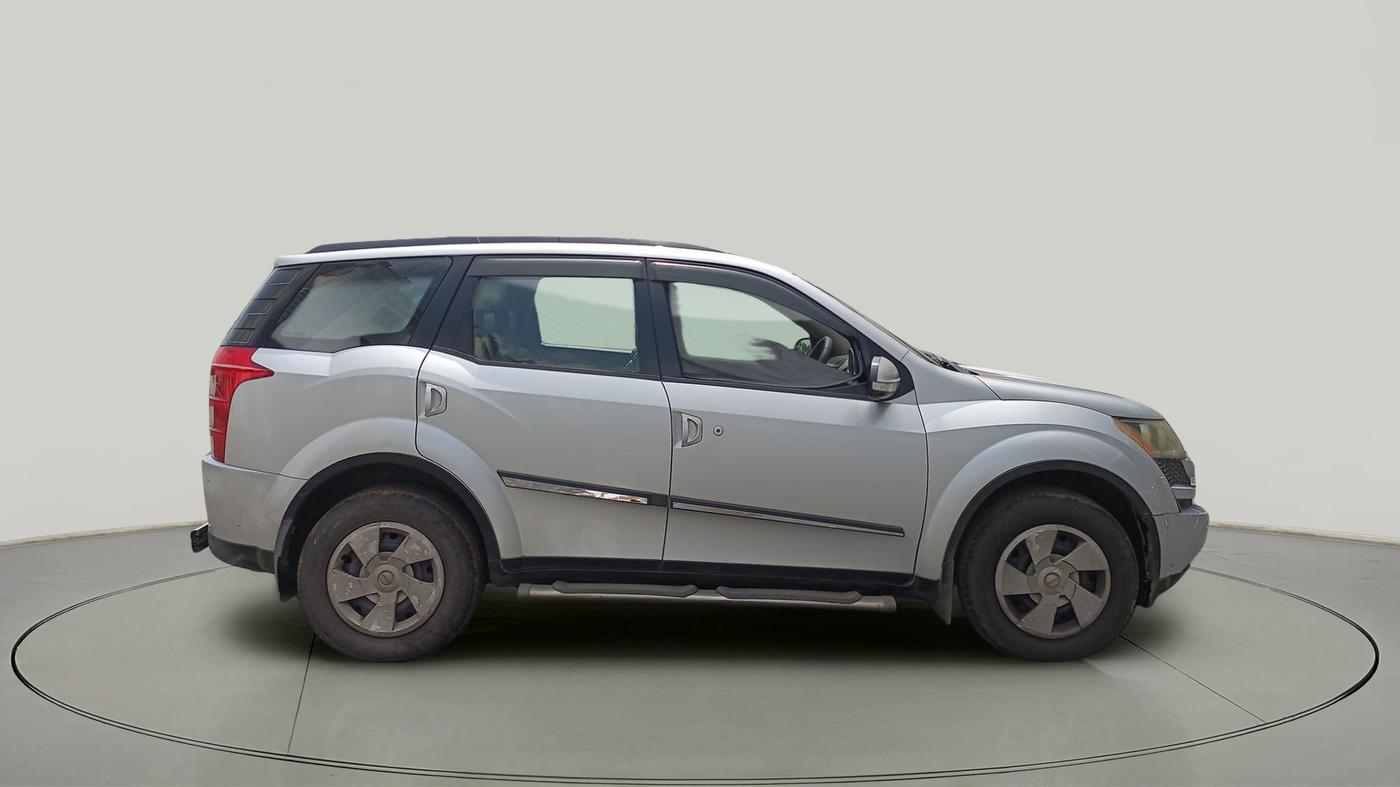 2015 Mahindra XUV500 W6, Diesel, Manual, 98,757 km, exterior