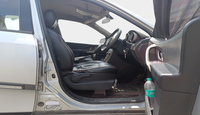 2015 Mahindra XUV500 W6, Diesel, Manual, 98,757 km, interior