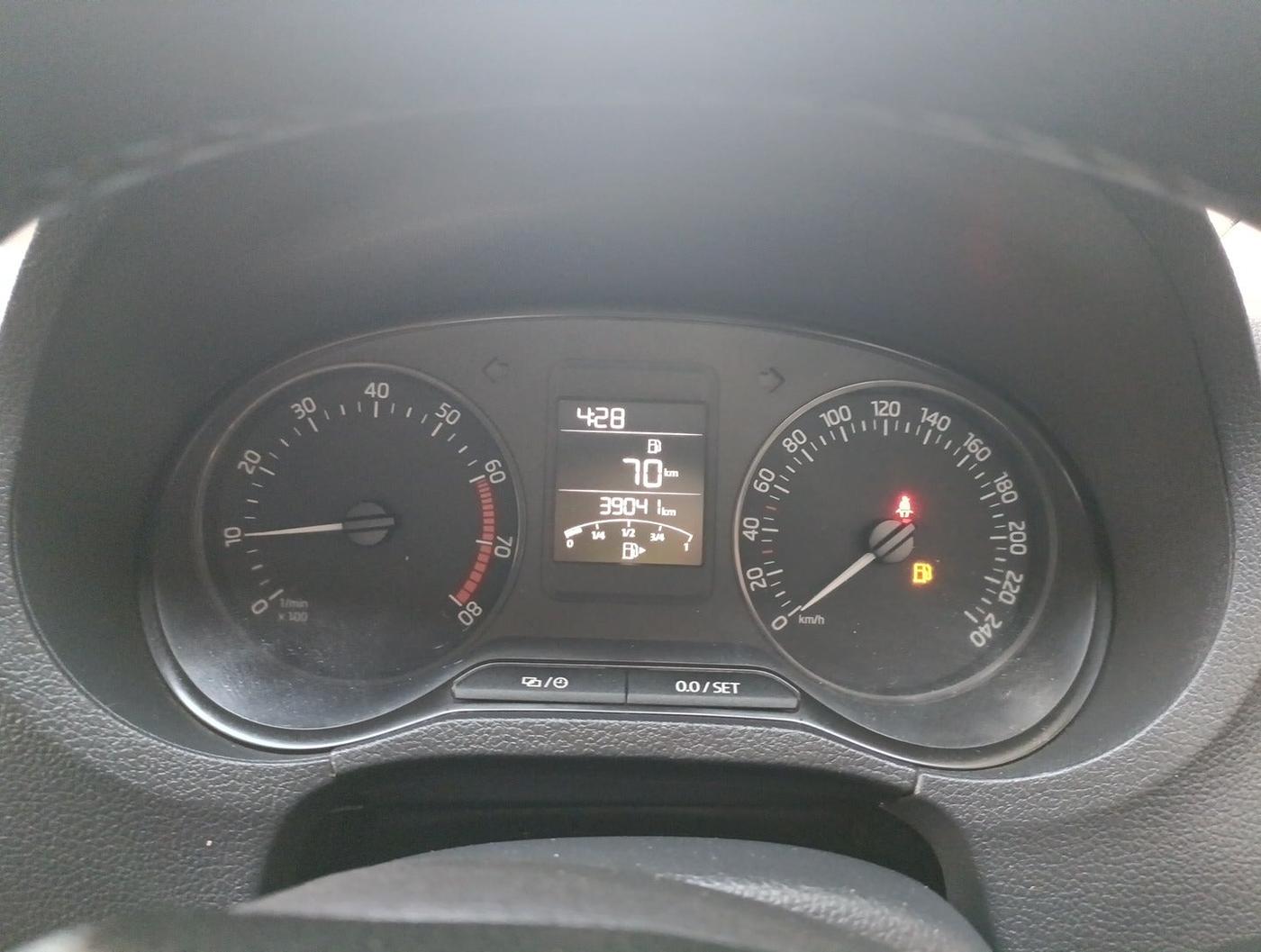 2020 Skoda Rapid 1.0 AMBITION TSI MT, Petrol, Manual, 40,000 km, interior