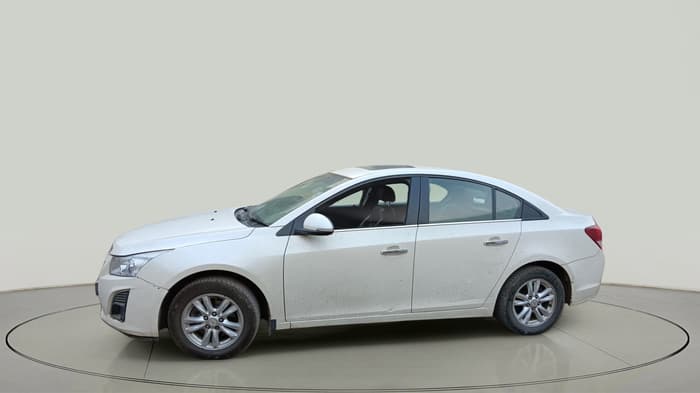 2014 Chevrolet Cruze LTZ, Diesel, Manual, 1,35,704 km, exterior
