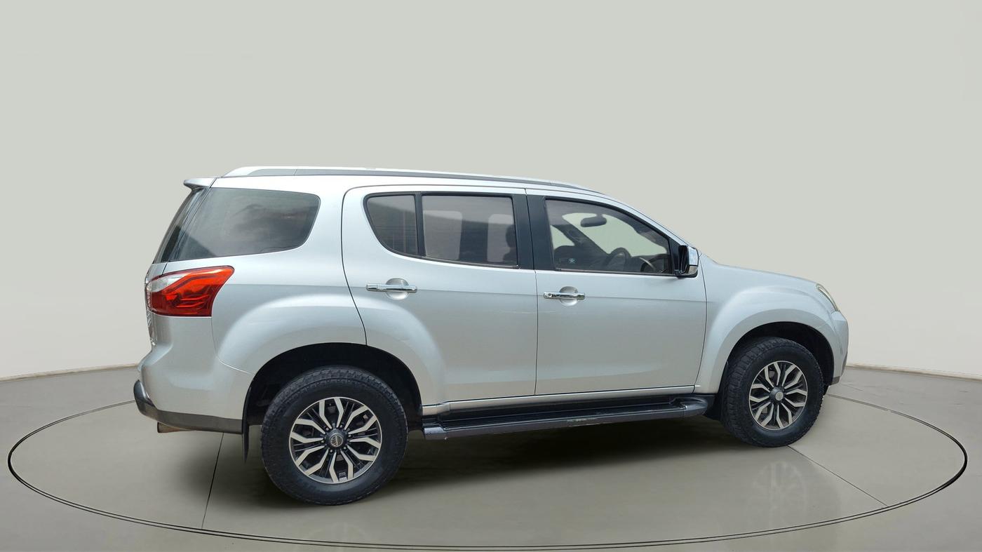 2018 ISUZU MU-X 4x2 AT, Diesel, Automatic, 1,07,076 km, exterior