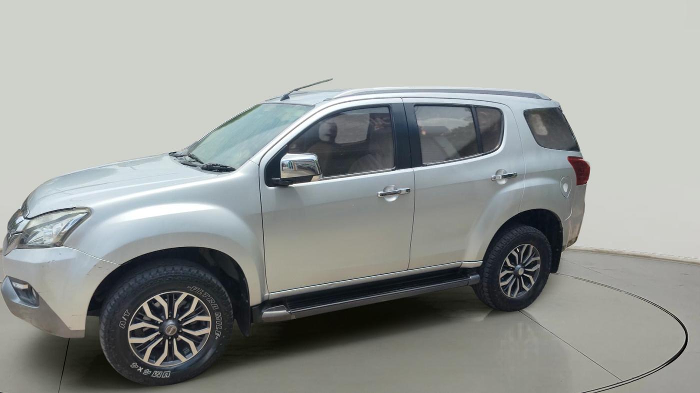 2018 ISUZU MU-X 4x2 AT, Diesel, Automatic, 1,07,076 km, exterior