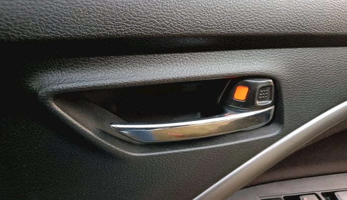 2024 Maruti BREZZA ZXI SMART HYBRID , Petrol, Manual, 17,734 km, interior