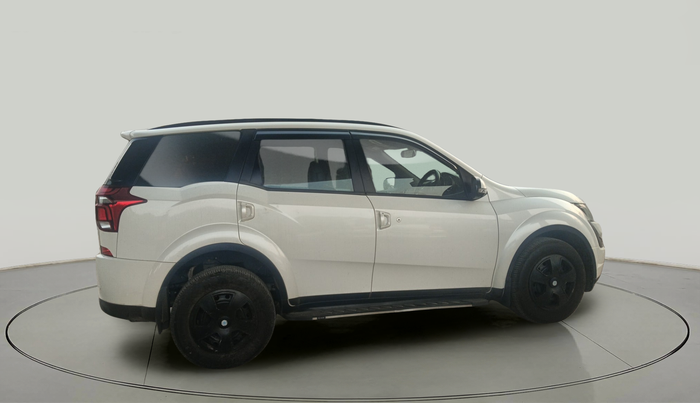 2018 Mahindra XUV500 W7, Diesel, Manual, 62,325 km, exterior