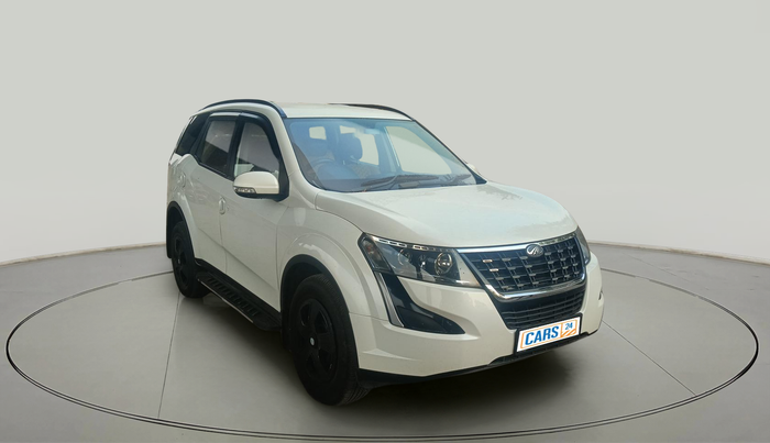 2018 Mahindra XUV500 W7, Diesel, Manual, 62,325 km, exterior