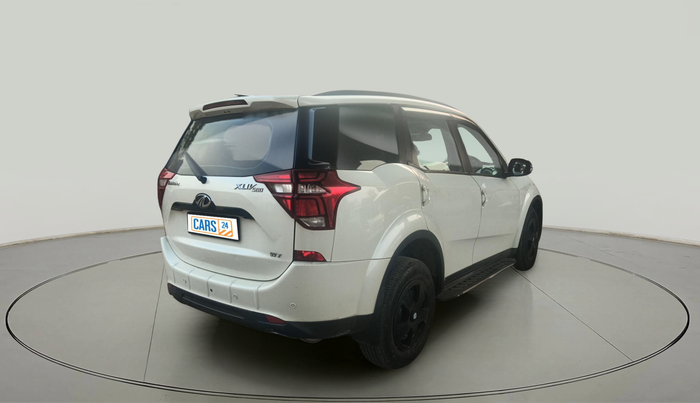 2018 Mahindra XUV500 W7, Diesel, Manual, 62,325 km, exterior